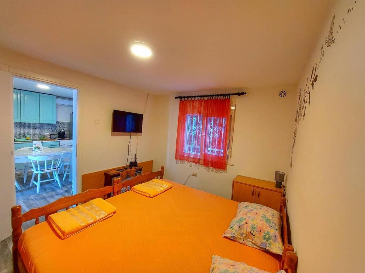 Apartments Marina 尤塔哈 外观 照片