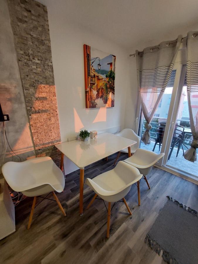 Apartments Marina 尤塔哈 外观 照片