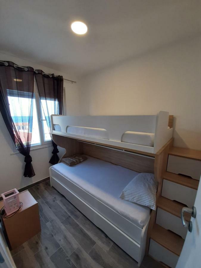 Apartments Marina 尤塔哈 外观 照片